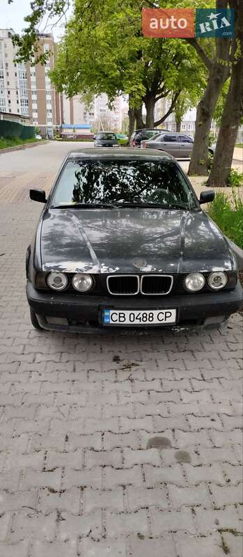 Седан BMW 5 Series 1995 в Буче