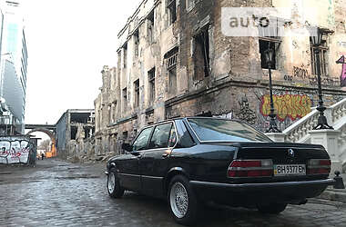 Седан BMW 5 Series 1985 в Одесі