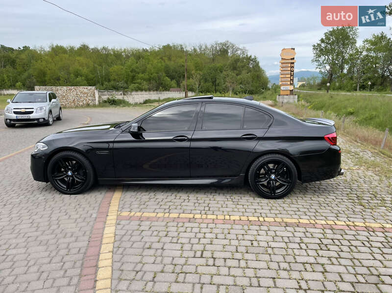 Седан BMW 5 Series 2013 в Іршаві