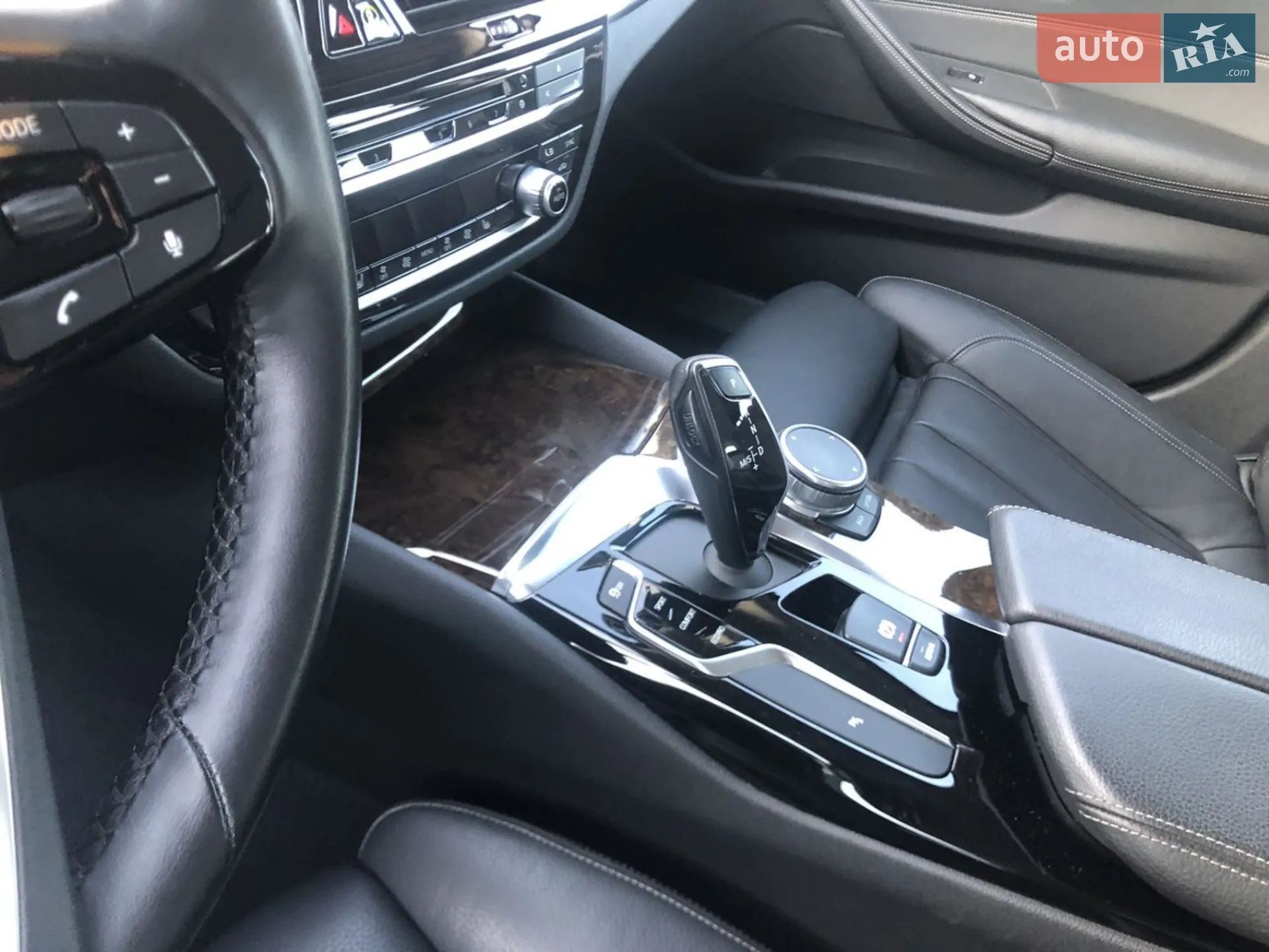 2017 BMW 5er - мініатюра 5