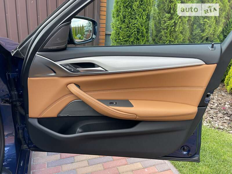 Седан BMW 5 Series 2021 в Києві
