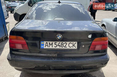 Седан BMW 5 Series 1998 в 