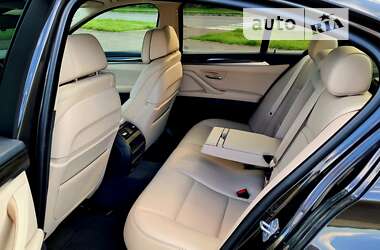 Седан BMW 5 Series 2013 в Львові