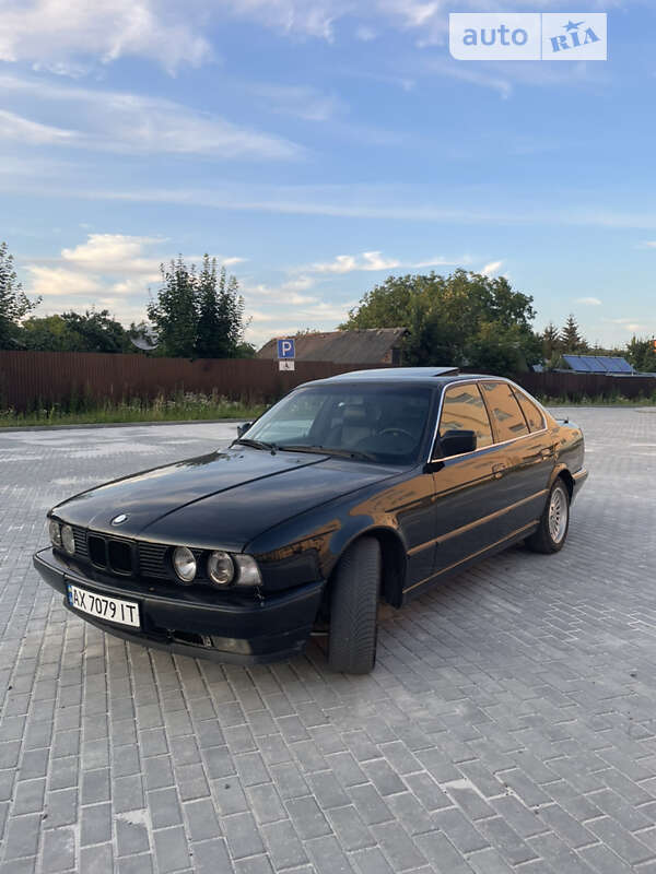 Седан BMW 5 Series 1990 в 