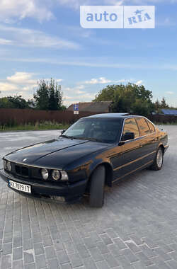 Седан BMW 5 Series 1990 в 