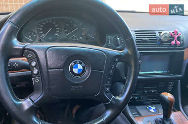 Седан BMW 5 Series 1998 в Киеве