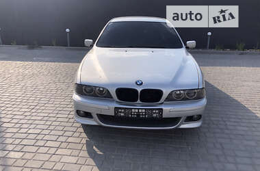 Седан BMW 5 Series 2000 в Дніпрі