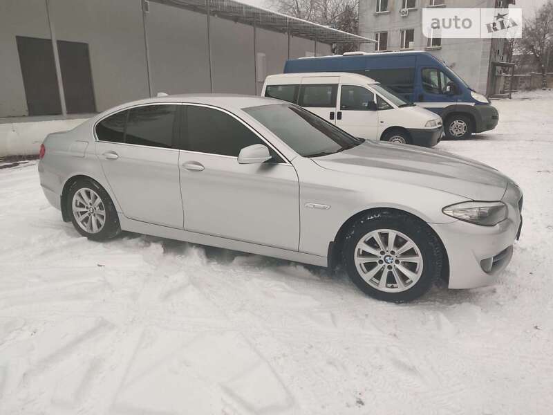 Седан BMW 5 Series 2010 в Ирпене