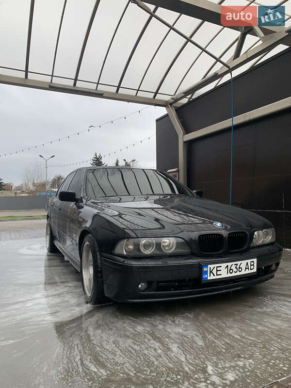 Седан BMW 5 Series 2001 в Дніпрі