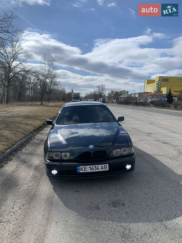 Седан BMW 5 Series 2001 в Дніпрі