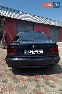 Седан BMW 5 Series 1998 в Першотравенську
