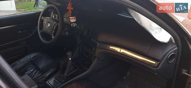 Седан BMW 5 Series 1997 в Володимирі