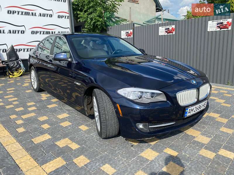 Седан BMW 5 Series 2012 в Львове