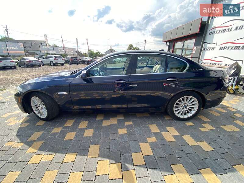Седан BMW 5 Series 2012 в Львове