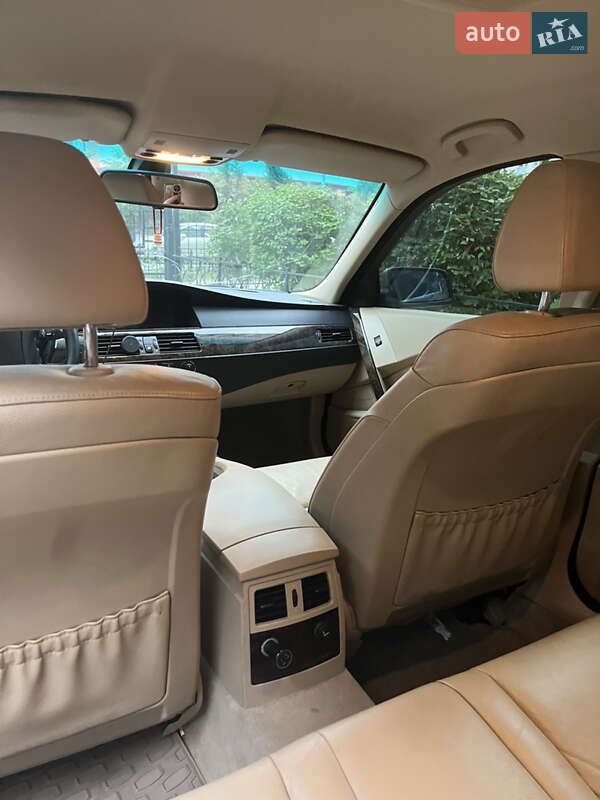 Седан BMW 5 Series 2006 в Киеве