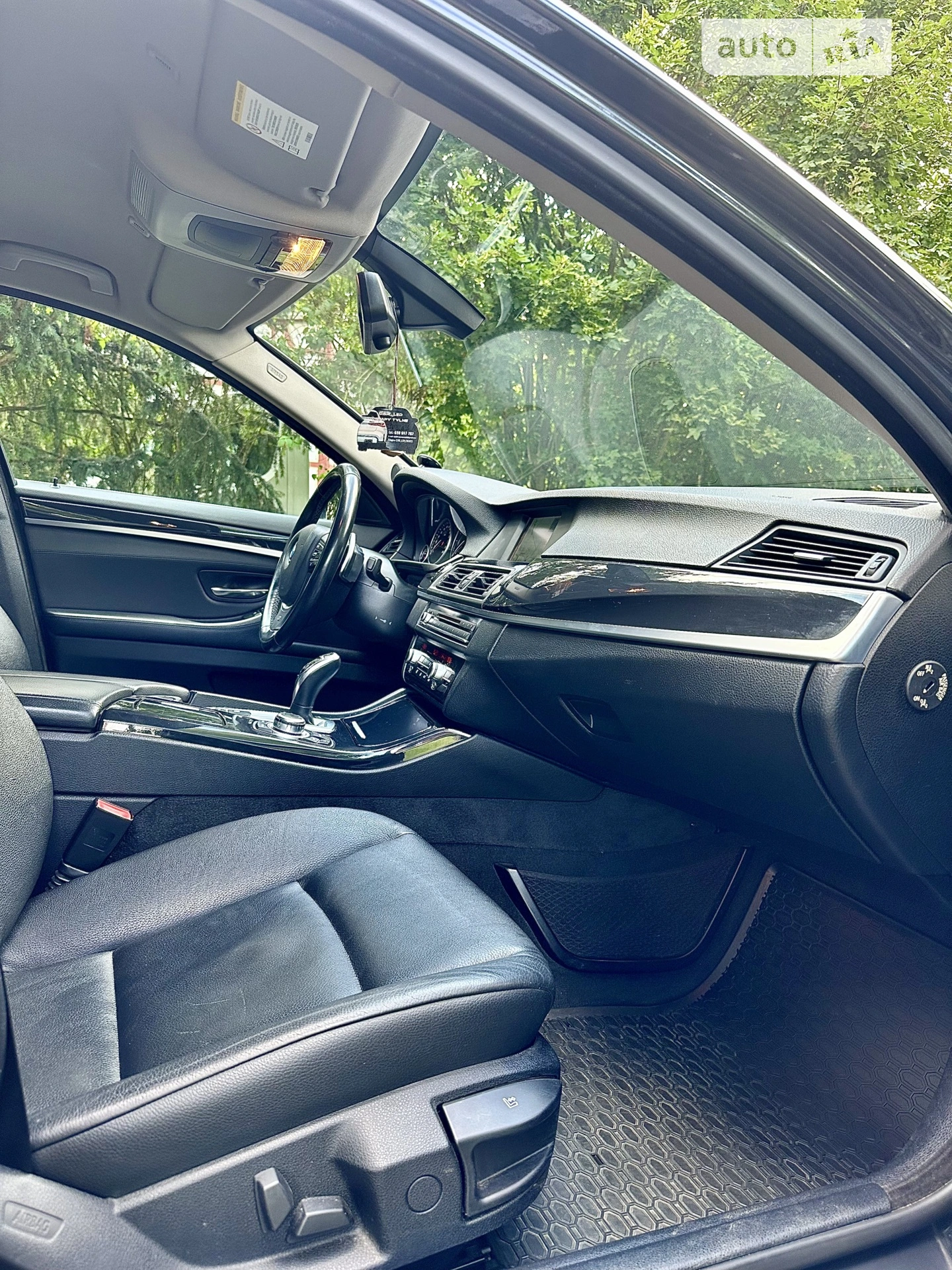 2012 BMW 5er - мініатюра 27