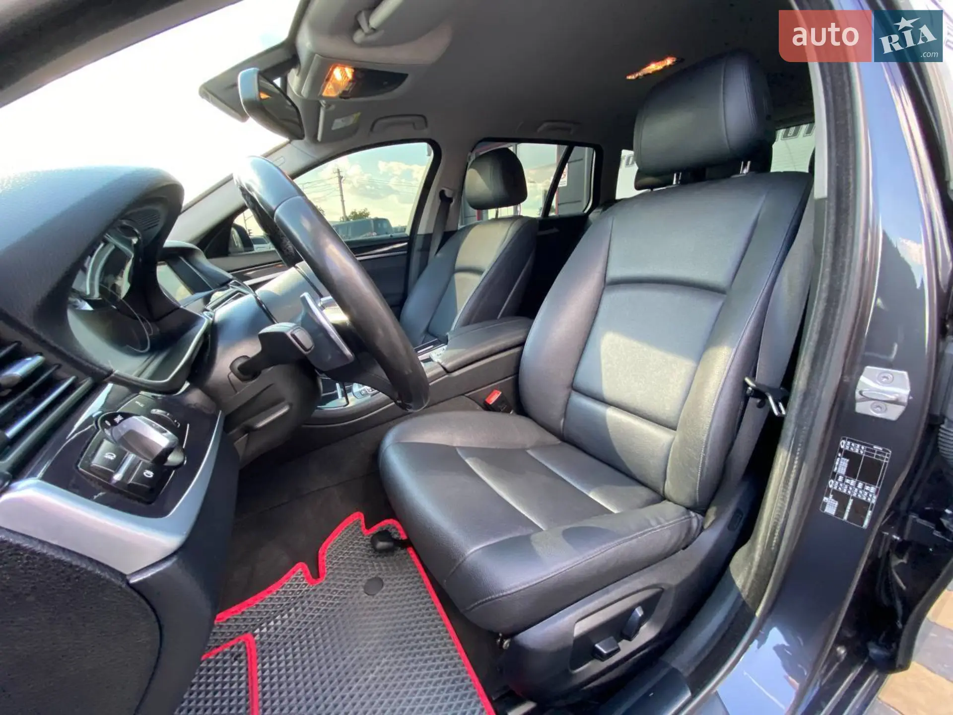 2016 BMW 5er - мініатюра 12