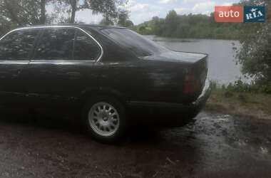 Седан BMW 5 Series 1990 в Житомирі
