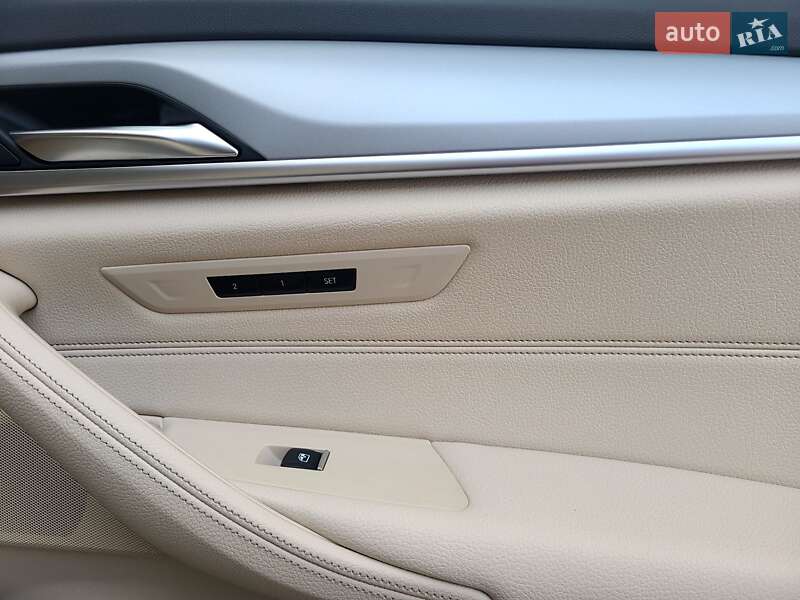Седан BMW 5 Series 2019 в Тернополе фото 11 Седан BMW 5 Series 2019 в Тернополе