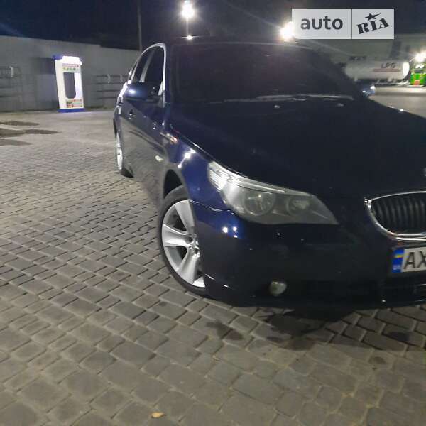 Седан BMW 5 Series 2004 в Запоріжжі