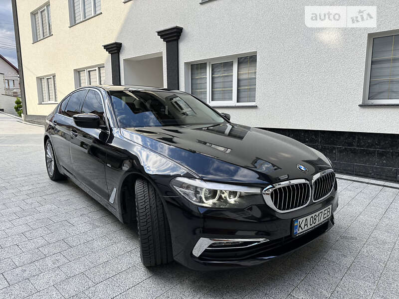 Седан BMW 5 Series 2017 в Тячеве
