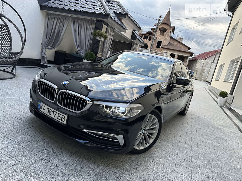 Седан BMW 5 Series 2017 в Тячеве