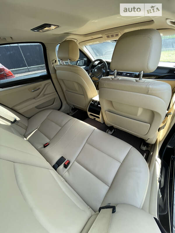 Седан BMW 5 Series 2014 в Жашківу фото 11 Седан BMW 5 Series 2014 в Жашківу