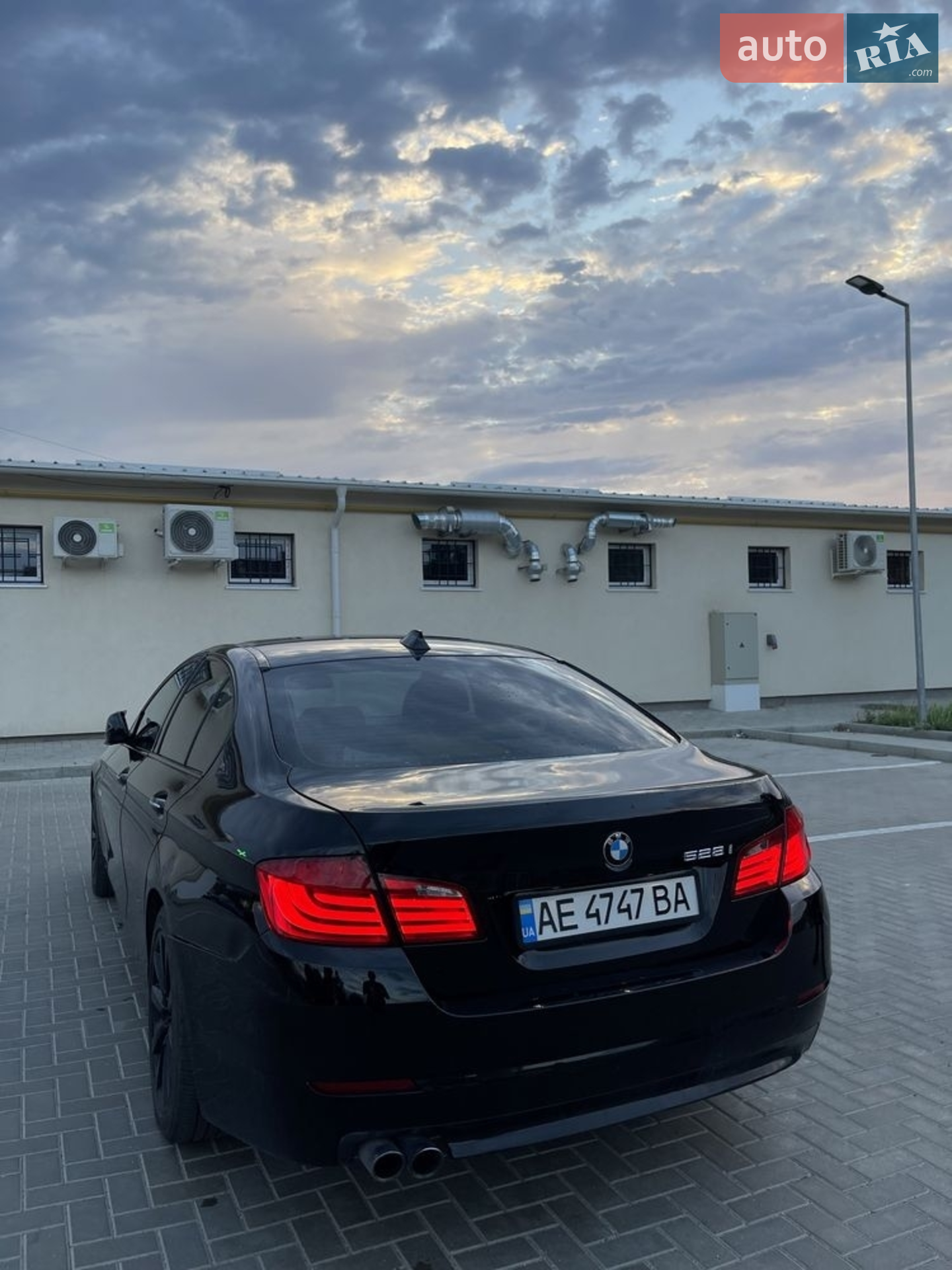 2011 BMW 5er - мініатюра 5