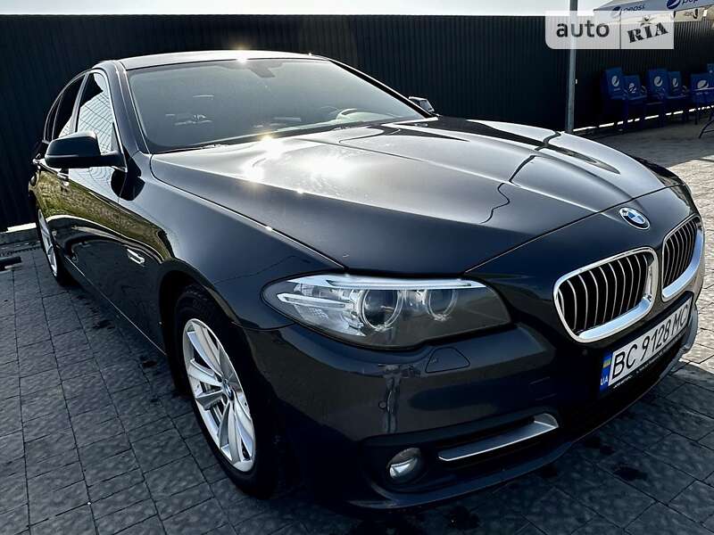 BMW 5 Series 2016