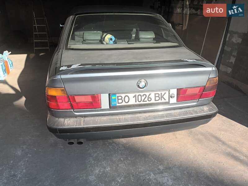 Седан BMW 5 Series 1988 в Теребовле