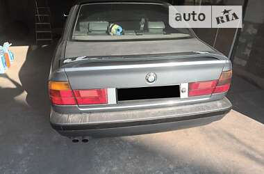 Седан BMW 5 Series 1988 в Теребовле