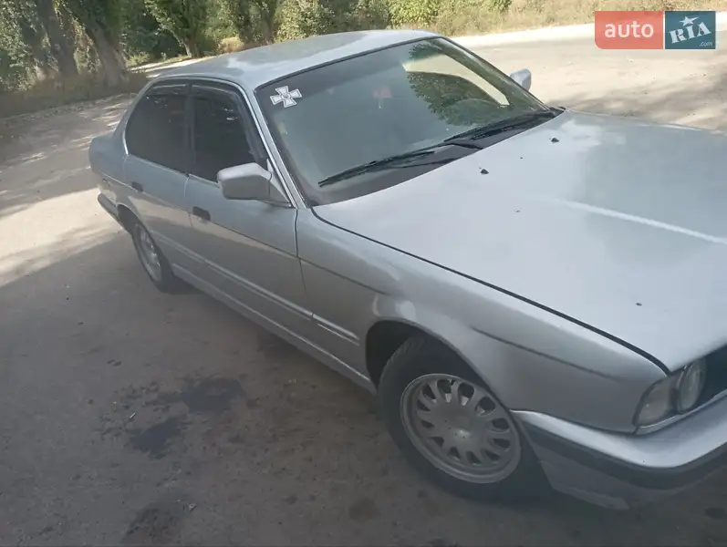 BMW 5 Series 1991 VIN WBAHA11000BA10889 фото оголошення 9 з 39