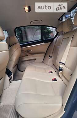 Седан BMW 5 Series 2013 в 