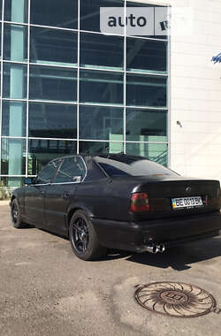 Седан BMW 5 Series 1988 в 
