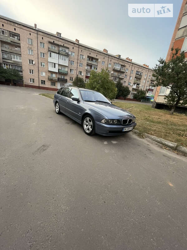 Універсал BMW 5 Series 2000 в Сарнах