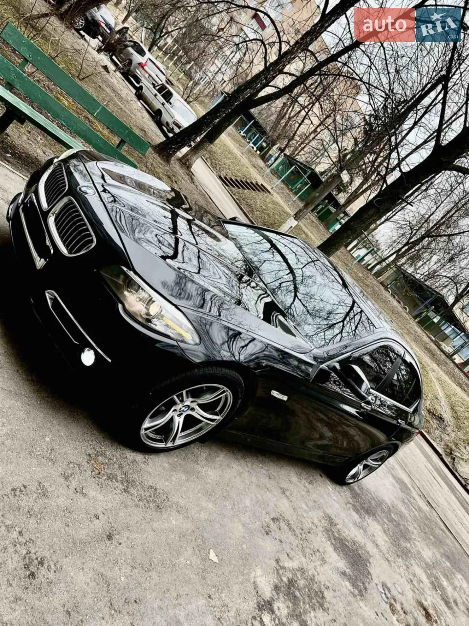 бмв 528і состоянія ідеал вся обслужена до мелочі таких дуже мало машин кому дорого купляйте далі у перекупів хлам потім жалійтеся на бмв люба провірка на сто.якшо буде мінус оплачую я ремонт на місьті. можливий обмін на бмв 5 новішу ф90 або бмв7 моя доплата хлам поломані машини непропунуйте тільки німця моя доплата. всім гарного продажу.ОБМІН Дороже на 1000$ як увсіх розумних.