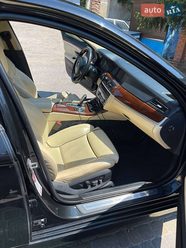 Седан BMW 5 Series 2011 в Хусті фото 5 Седан BMW 5 Series 2011 в Хусті