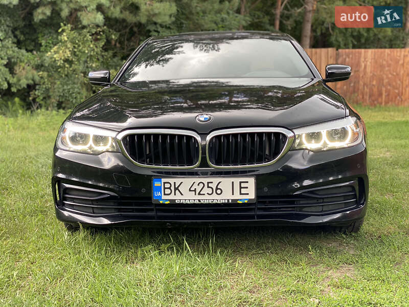 Седан BMW 5 Series 2018 в 