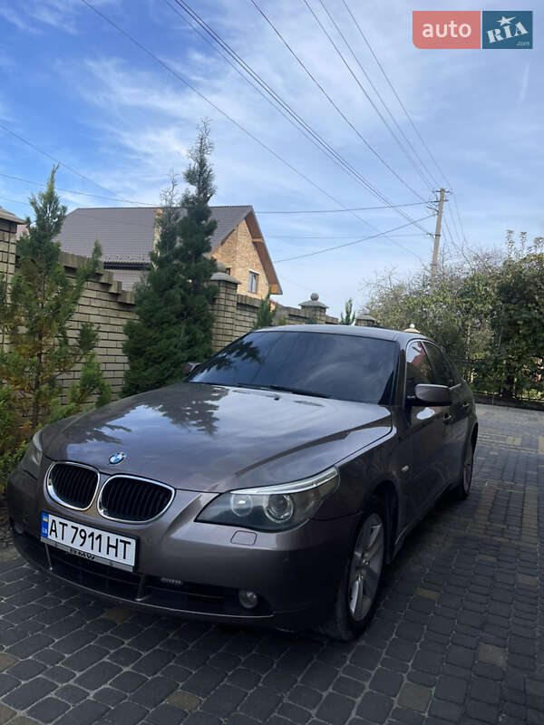 Седан BMW 5 Series 2004 в Ивано-Франковске