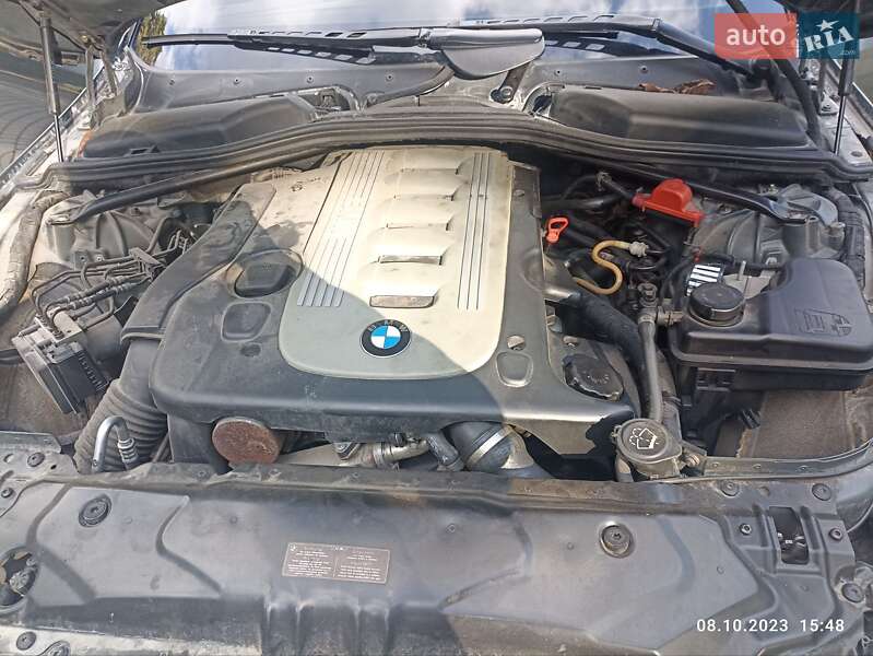 Седан BMW 5 Series 2006 в Львове