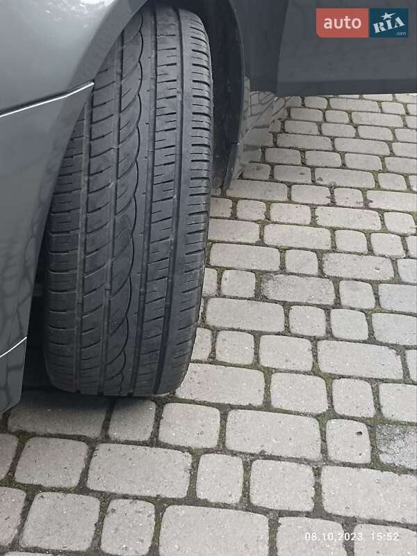 Седан BMW 5 Series 2006 в Львове