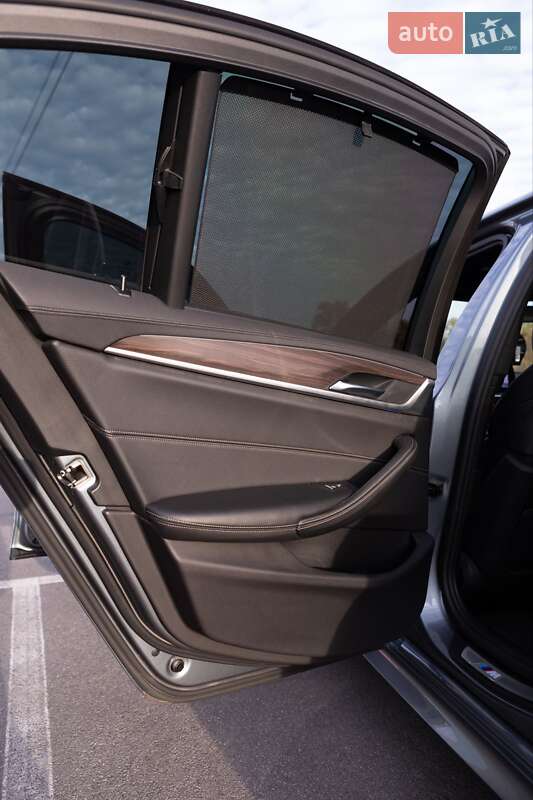 Седан BMW 5 Series 2017 в Києві