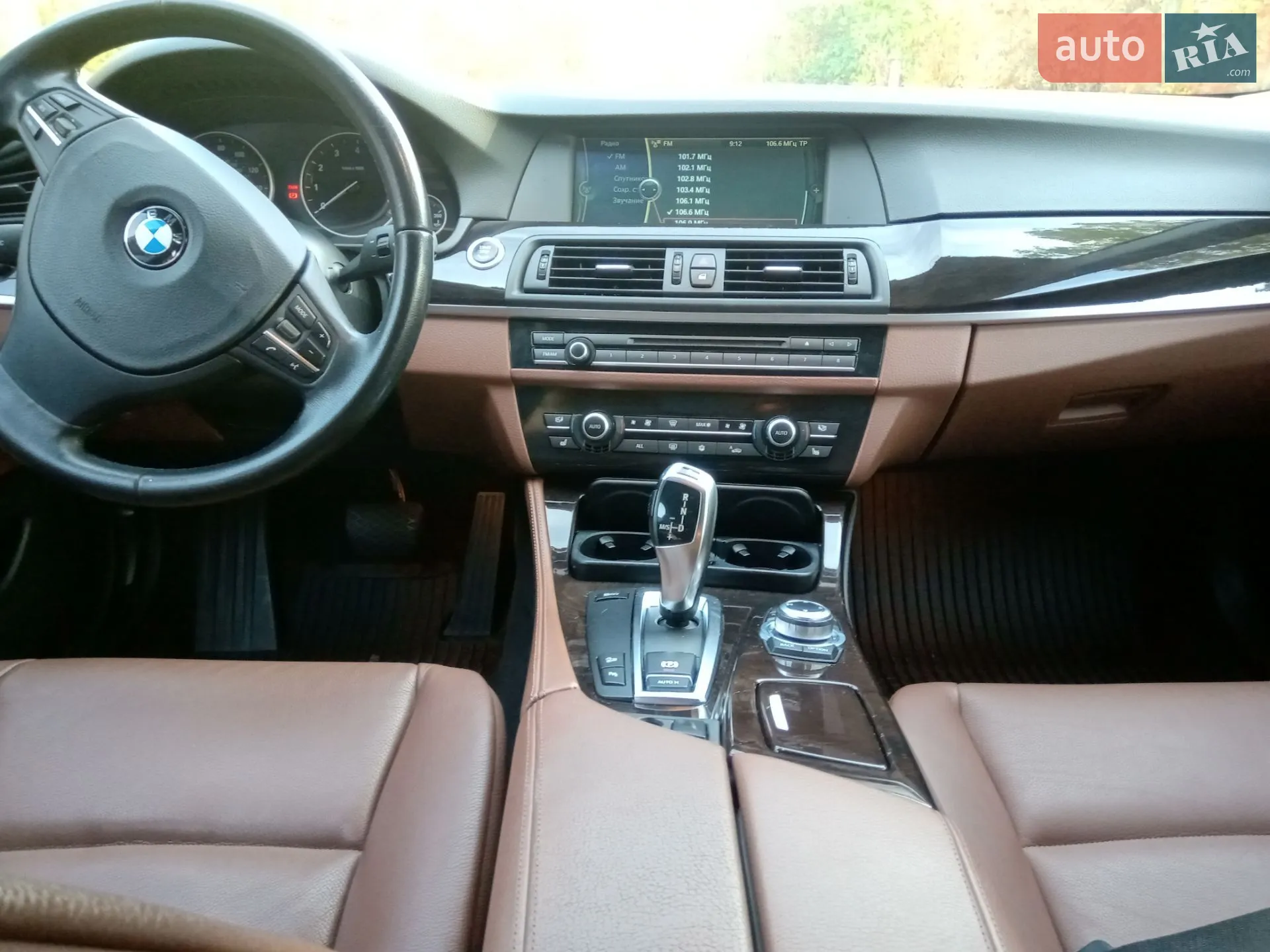 2011 BMW 5er - мініатюра 11
