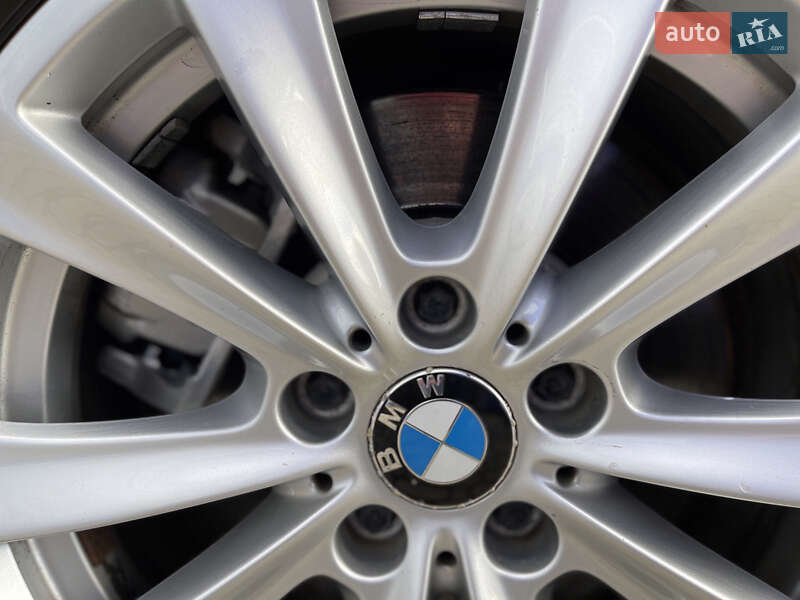 Седан BMW 5 Series 2013 в Харкові