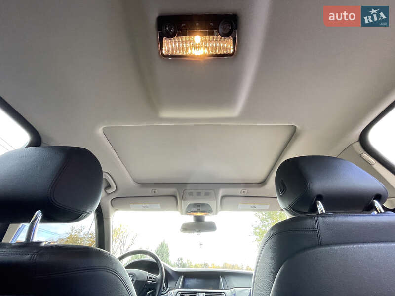 Седан BMW 5 Series 2013 в Харкові