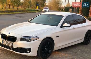Седан BMW 5 Series 2016 в 