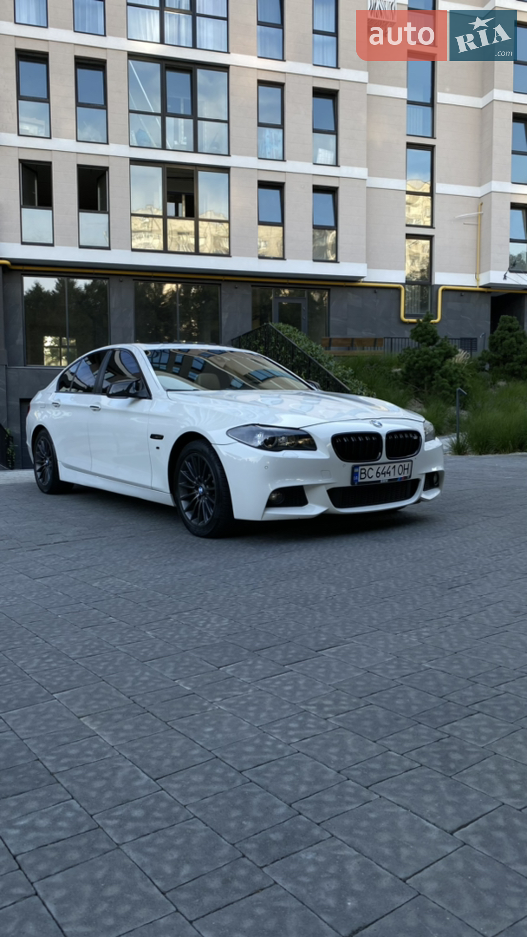 2010 BMW 5er - мініатюра 5