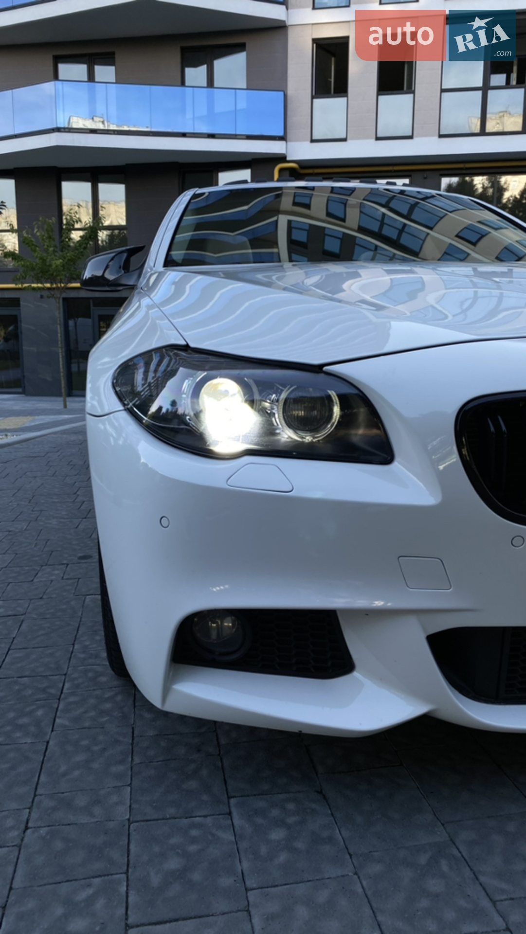 2010 BMW 5er - мініатюра 8