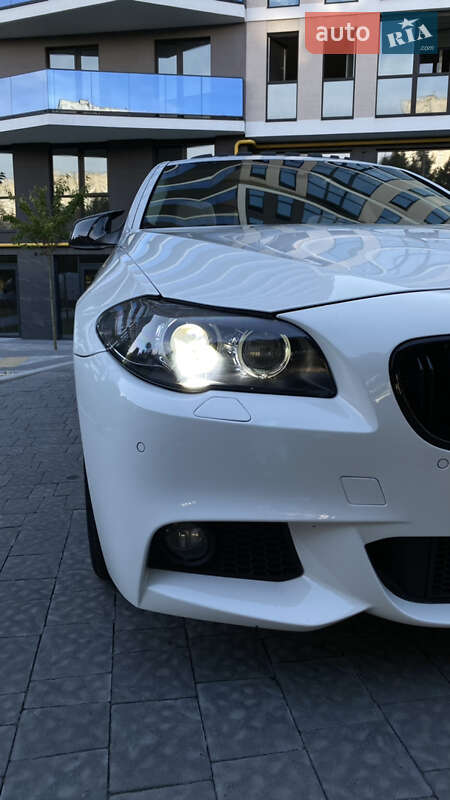 Седан BMW 5 Series 2010 в Львові