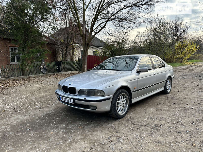 Седан BMW 5 Series 1998 в Дружковке